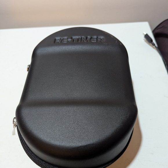 Re-Timer Blue Light Therapy Glasses - Picture 4 of 4